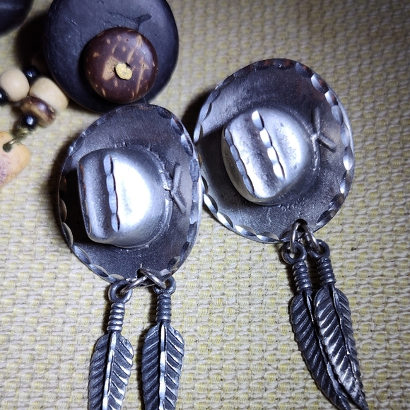 Bohemian Tribal Wood And Composite Earrings, Silver Cowgirl Hat W Dangle Feather - Picture 4 of 6